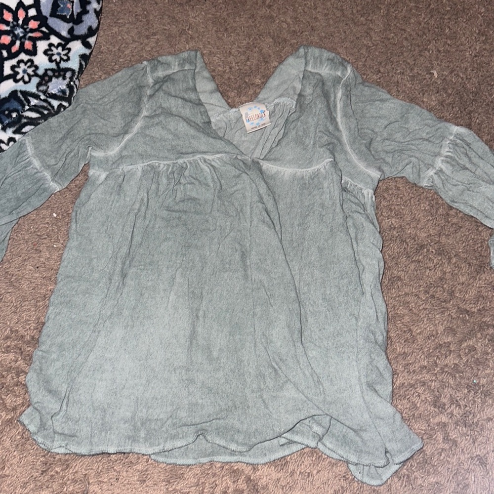 FreeLoader blouse! Never worn!